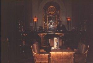 Die Hotelbar im Dunkeln.....oder wenn der Blitz versagt