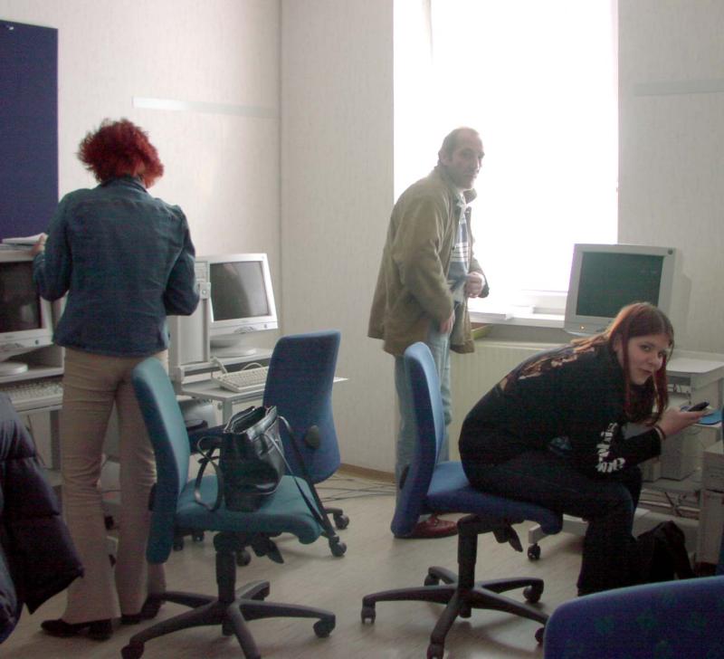 Hier bin ich beim EDV-Kurs (3.von links)